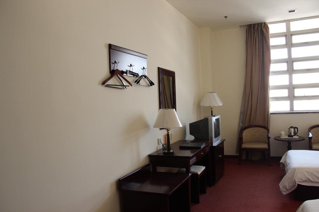 Super 8 Beijing Yizhuang Tianbao Hotell Rum bild