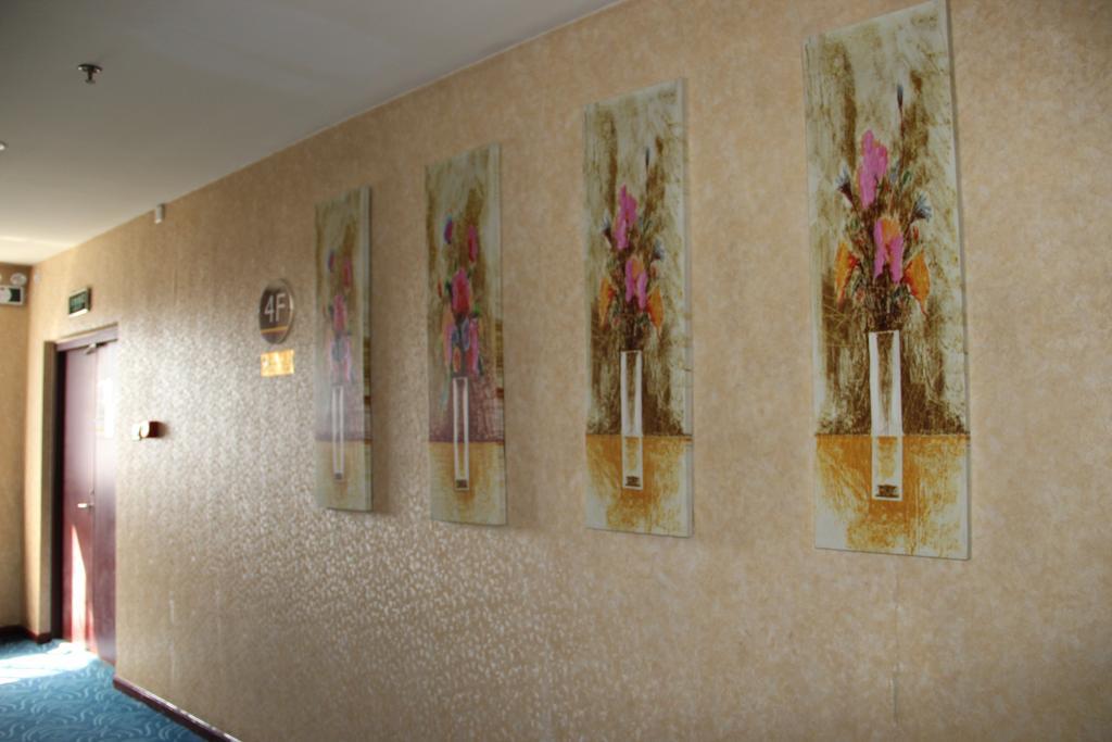 Super 8 Beijing Yizhuang Tianbao Hotell Exteriör bild